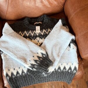 LOFT Women's Gray and Cream Crewneck Sweater